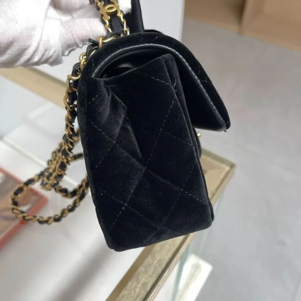 Chanel Women Pre-Loved Bag Very Good Condition